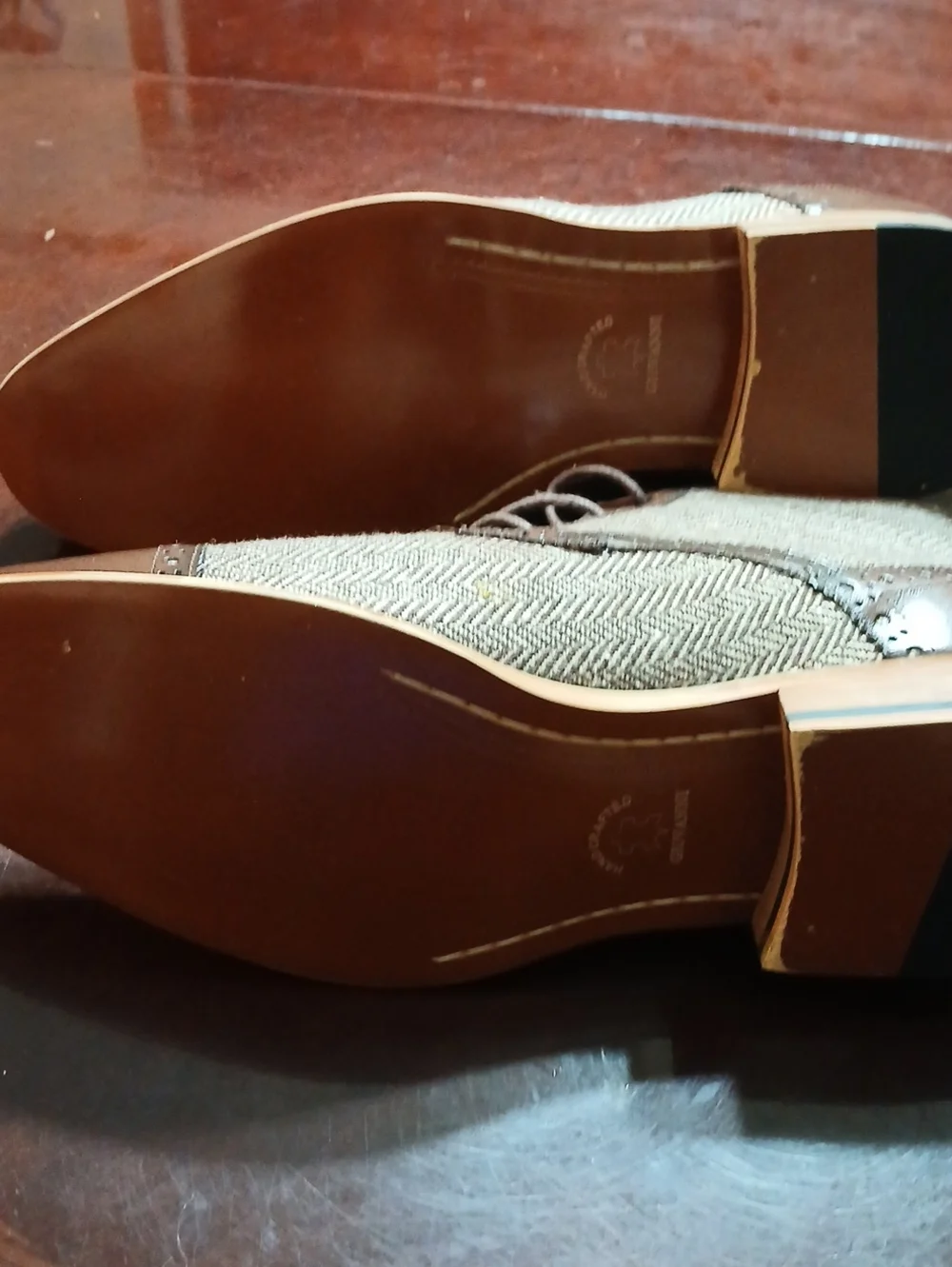 Men's BrownGiovanni Leather & Gray Herringbone Chukka Boots